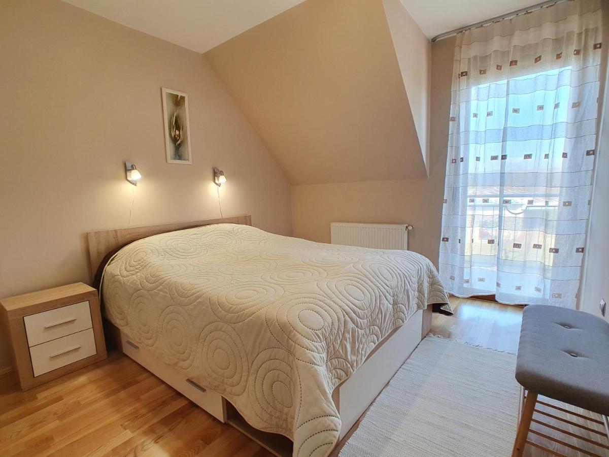 Dorci Apartman Keszthely Esterno foto